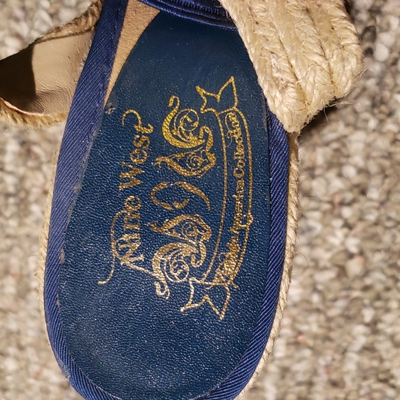 **BRAND NEW** Nine West Vintage America Collection 4 inch Wedges Size 6 1/2 US - Picture 4 of 6